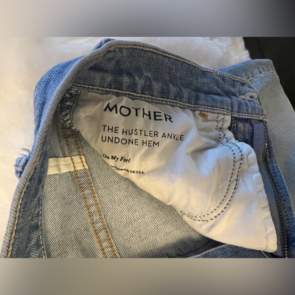 MOTHER denim The Hustler Ankle Undone Hem wash is “On My Feet”